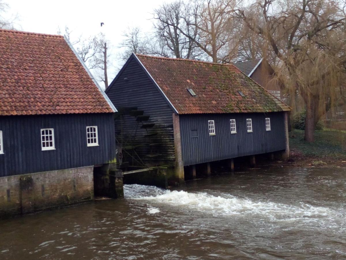 Vakantiehuis In Het Voorhuis Dommelen Экстерьер фото